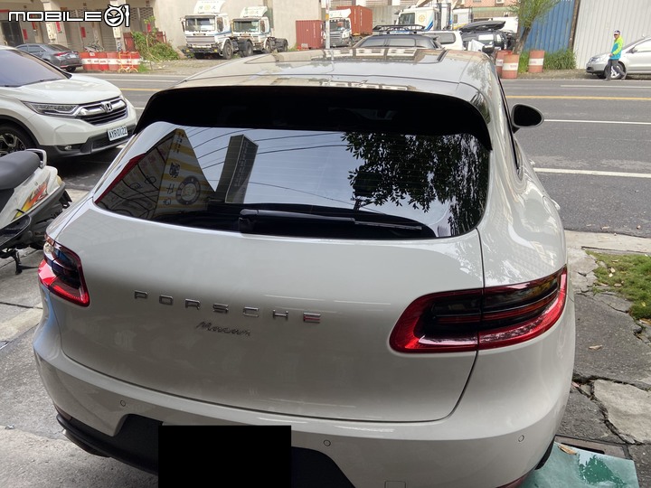 Porsche保時捷3M極黑隔熱紙