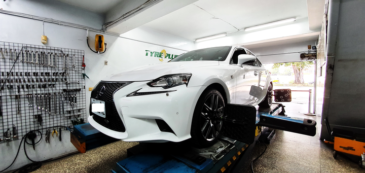 點我看大圖 IS300h車齡五年半里程11萬km,分享IS300h五年十一萬公里車子日常保養及輪胎使用心得,輕度改裝,除車內異音,冷氣異味處理等相關經驗