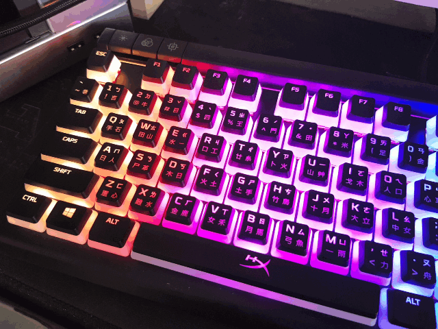 跨入電競的第一步 ｜ HyperX Alloy Elite 2 紅軸 機械式電競鍵盤