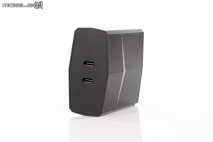 Lenovo Legion Phone Duel開箱速覽 規格同樣到頂、中置設計夠噱頭