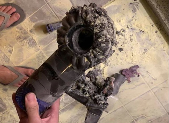 Dyson吸塵器爆炸？聖結石租公宅釀火災怒批「整棟大樓竟沒滅火器」