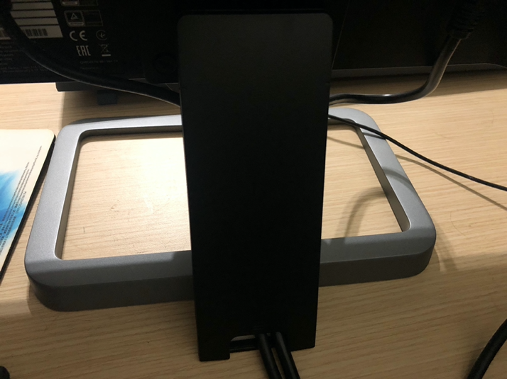 終於汰舊換新! BenQ EW2780Q簡單開箱分享