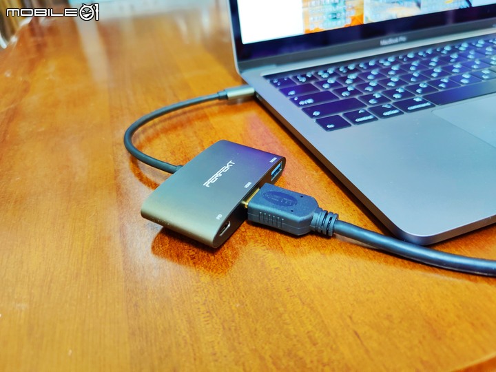 「 開箱 」PERFEKT PT-57110 – 便宜的 MacBook USB-C 集線器