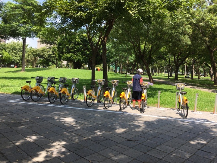 漫遊高雄前鎮,從騎YouBike2.0開始…