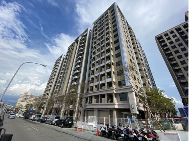 麗寶集團 中福建設 微笑城市 一期建案