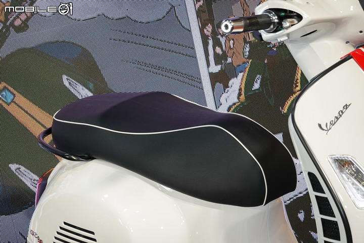 【採訪】Vespa Sprint 150 Racing 60's 特仕版台灣上市｜傳承 60 年代賽車精神