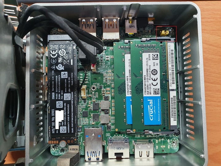 NUC6代悶了好幾年SSD速度跑不上去終於解決!