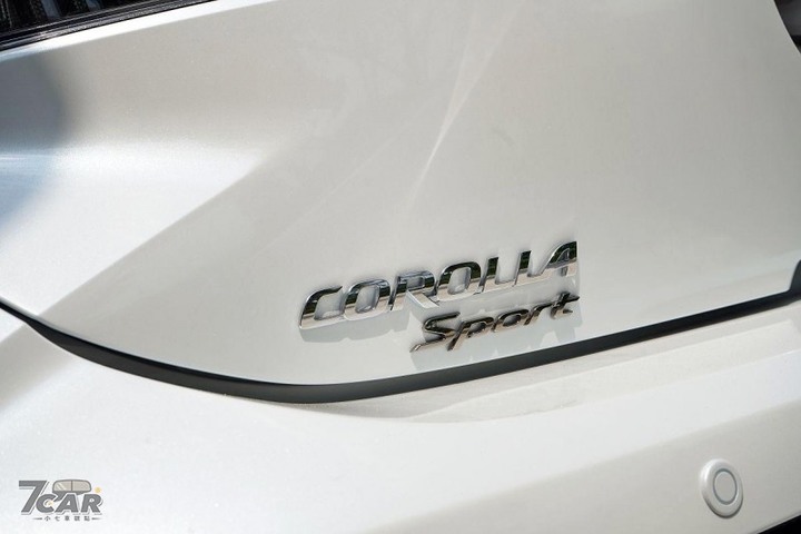 頭文字「C」Toyota Corolla Sport 旗艦版試駕~~那個c 有點帥