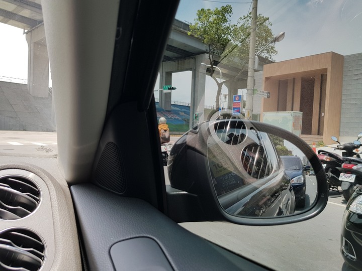 Tiguan業務隔熱紙升級carlife簡單心得