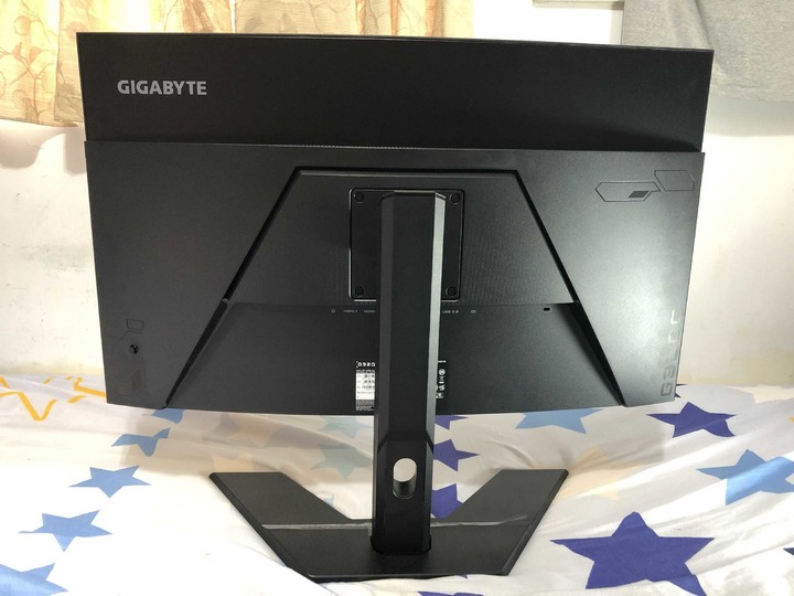 GIGABYTE GAMING G32QC 適合多用途使用, 征戰娛樂、工作皆能稱心如意