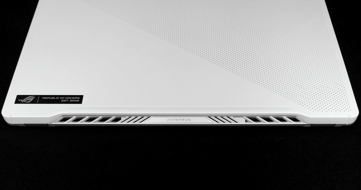 白嫩小鋼炮 ASUS ROG Zephyrus G14 電競筆電開箱