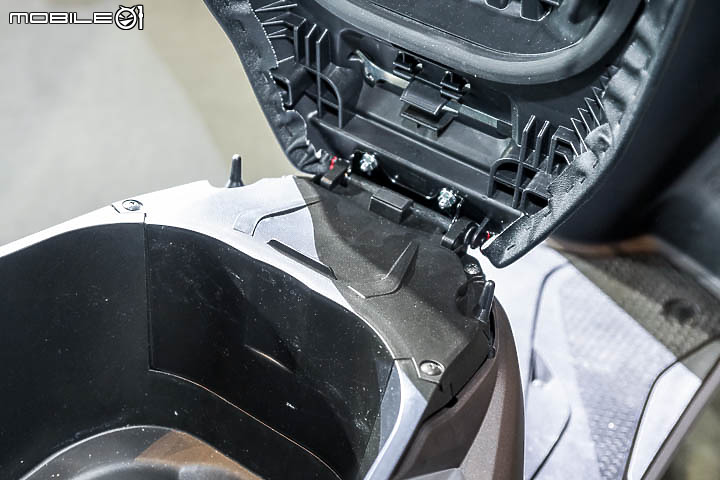 【採訪】YAMAHA 全新水冷 125 機種 Cygnus Gryphus UBS / ABS 正式發表!