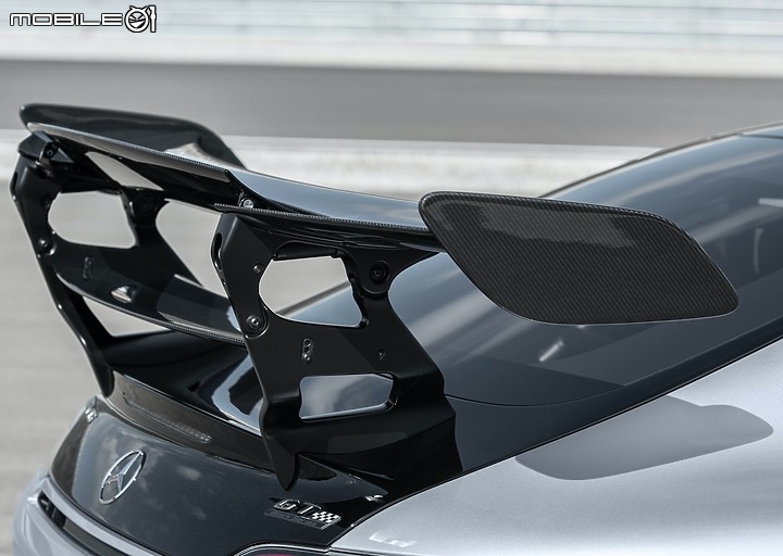 【海外新訊】Mercedes AMG GT Black Series 終於登場,來自賽車技術的速度狂魔