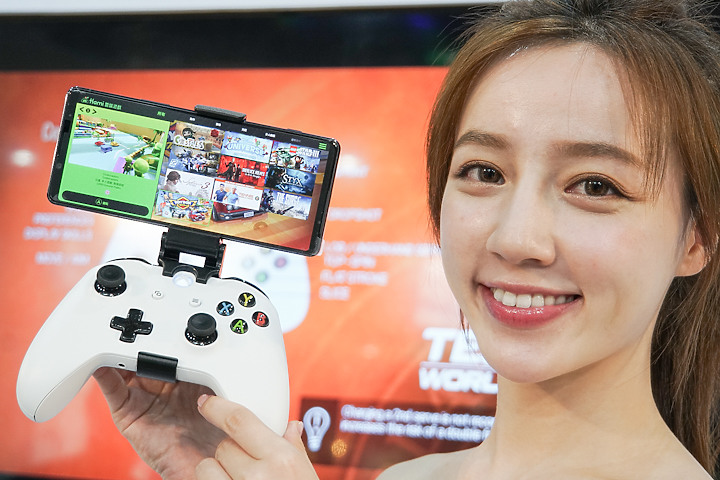 五月天代言中華5G 趁熱推出5G多視角球賽首年免費看
