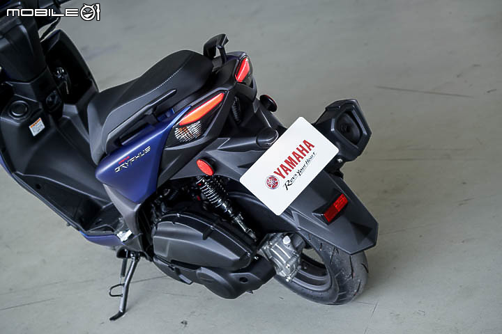 YAMAHA Cygnus Gryphus 125 勁戰六代 ABS 賽道試駕 水冷動力大提升 車身靈活更穩定