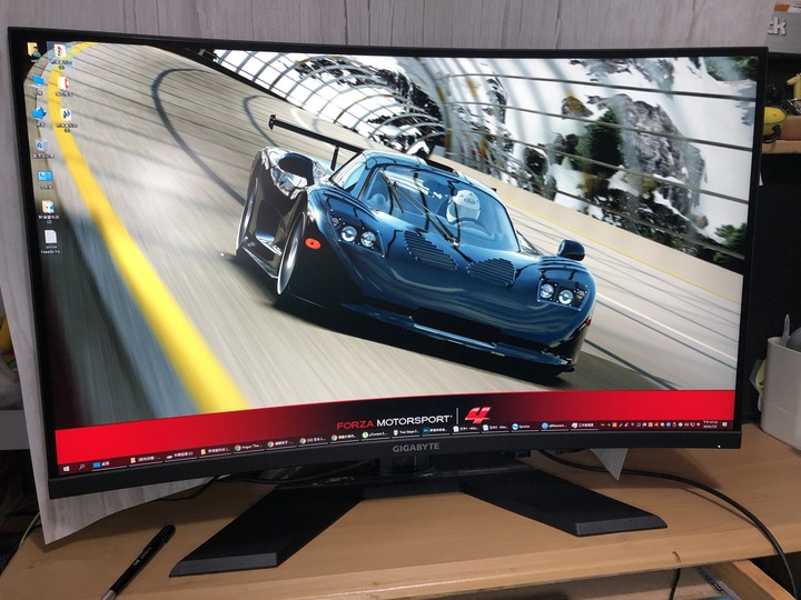 GIGABYTE GAMING G32QC 適合多用途使用, 征戰娛樂、工作皆能稱心如意