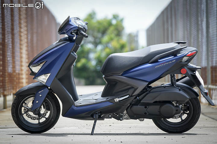 YAMAHA Cygnus Gryphus 125 勁戰六代 ABS 賽道試駕 水冷動力大提升 車身靈活更穩定