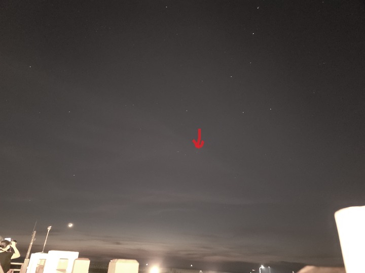 S20 Ultra 捕捉慧星 + Nikon D7200