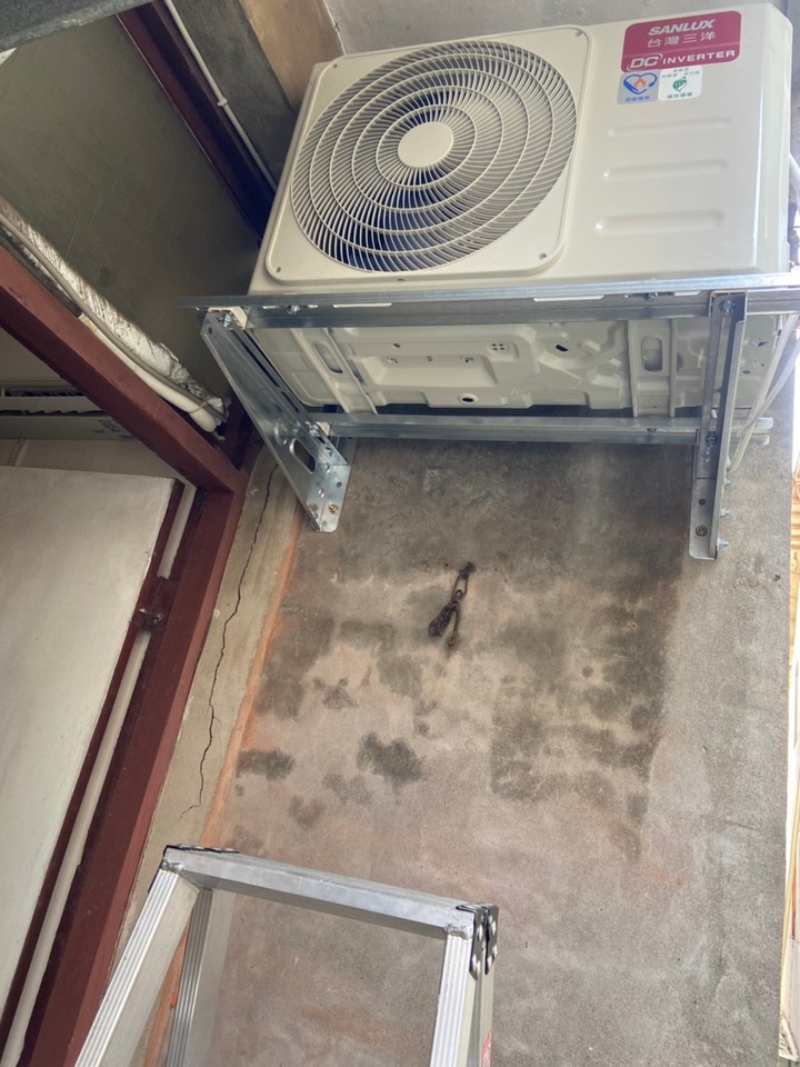 <開箱文>SANLUX台灣三洋變頻冷暖分離式冷氣4坪 SAE-V28HF/SAC-V28HF