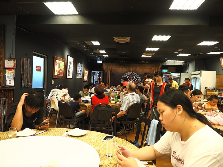 【小惡魔振興券】基隆市 中正區 原住民文化會館｜阿根納原味餐廳｜阿根納造船廠遺構 — 八尺門水道旁的知名打卡景點與小型文物館