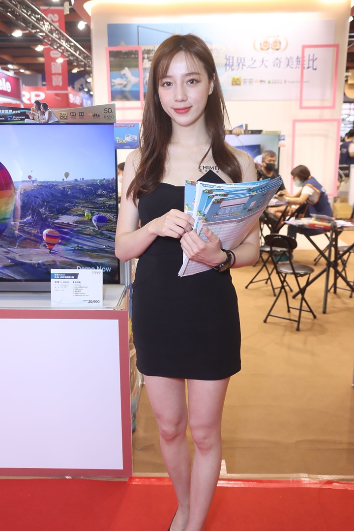 2020台北國際電腦多媒體展(還有家電,文具...)  解封後第一次去展場拍妹