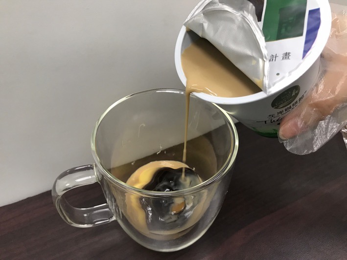 我就愛玩混搭之奶茶和布丁可以有幾種變化?