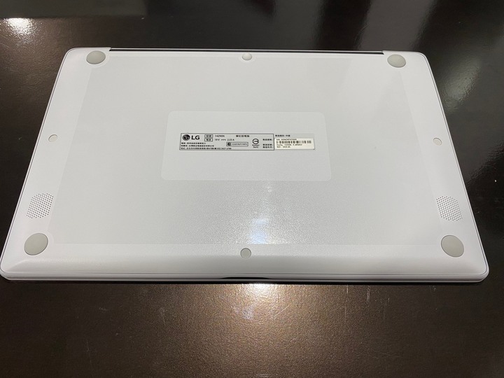 換新筆電 LG 14Z90N 開箱