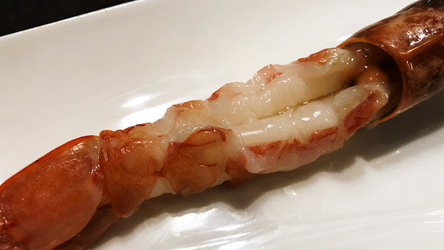 台中北屯 天童本湯鍋物，CP超人氣海鮮總匯鍋 568元 吃遍L1天使紅蝦、藍蝦、火山湖小龍蝦 等高檔食材。