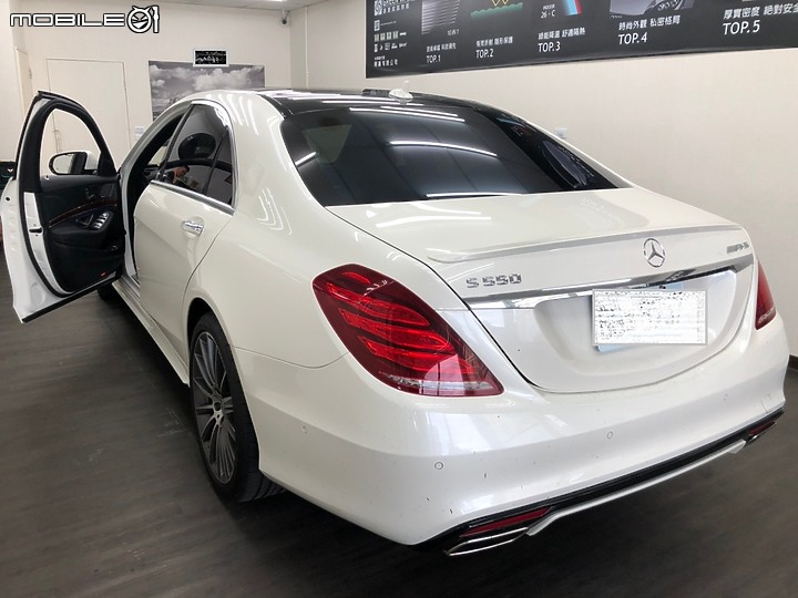 我家賓士新車。隔熱紙的選擇T2-30+T2-15