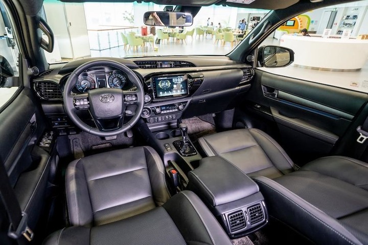 小改添戰力，新 Toyota Hilux 台灣正式發表！