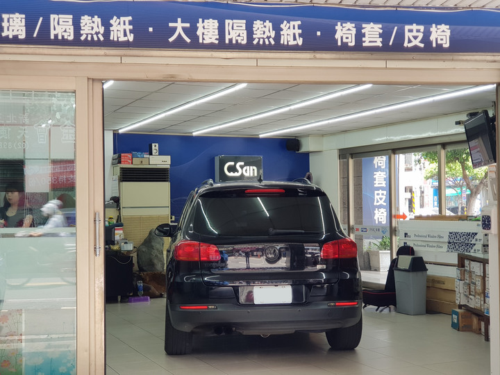 Tiguan業務隔熱紙升級carlife簡單心得