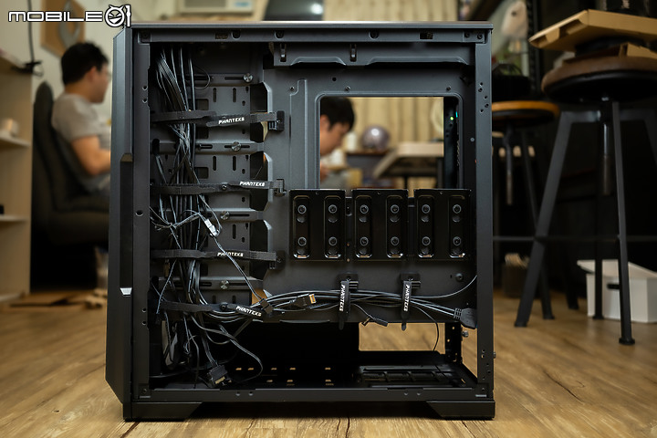 DRGB更吸睛、進氣大增量 Phanteks P500A DRGB