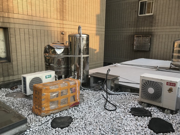 上群熱泵主機關箱VS大陸淘寶熱泵主機開箱及自行DIY安裝