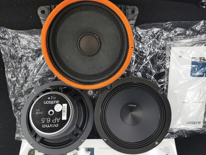 ［改裝文-Part2］Prius 4.5 升級Audison AP6.5 中低音喇叭+DIY拆門飾板圖解及(安卓改機)