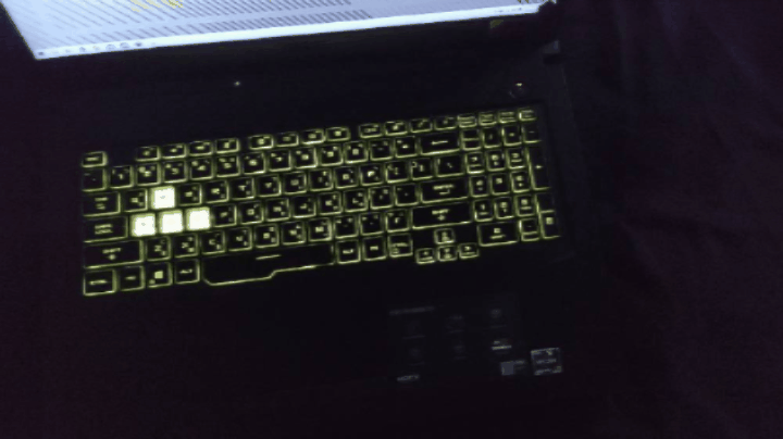螢幕加大更全能，ASUS TUF Gaming A17 FA706IU 電競筆電開箱測試