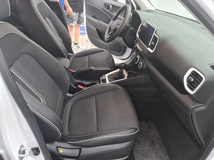 挑戰尺碼迷思!4米都會小休旅新選擇 Hyundai Venue靜態賞車