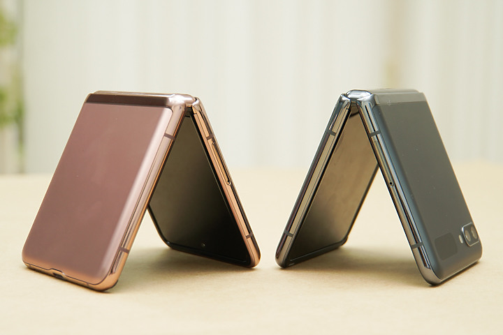 低調霧面裡有強大處理器的 5G Galaxy Z Flip 新色動眼看(新增台灣上市資訊)