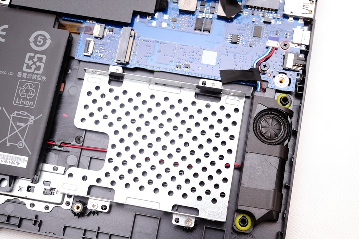 螢幕加大更全能，ASUS TUF Gaming A17 FA706IU 電競筆電開箱測試
