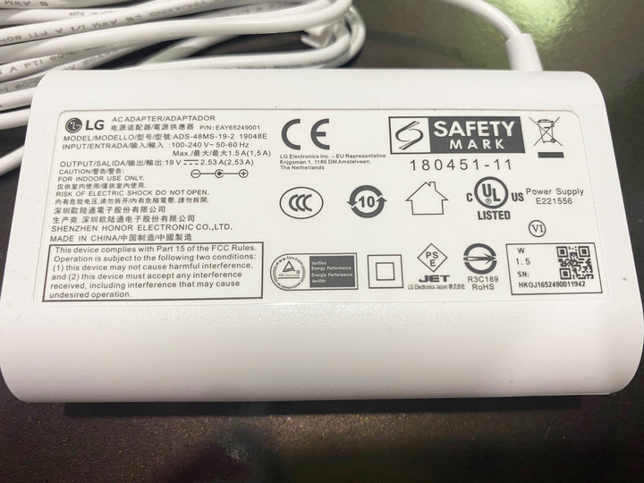 換新筆電 LG 14Z90N 開箱