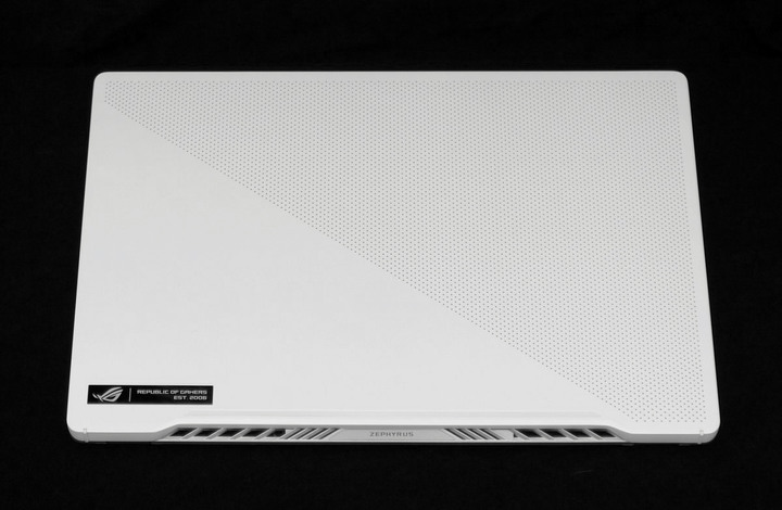 白嫩小鋼炮 ASUS ROG Zephyrus G14 電競筆電開箱
