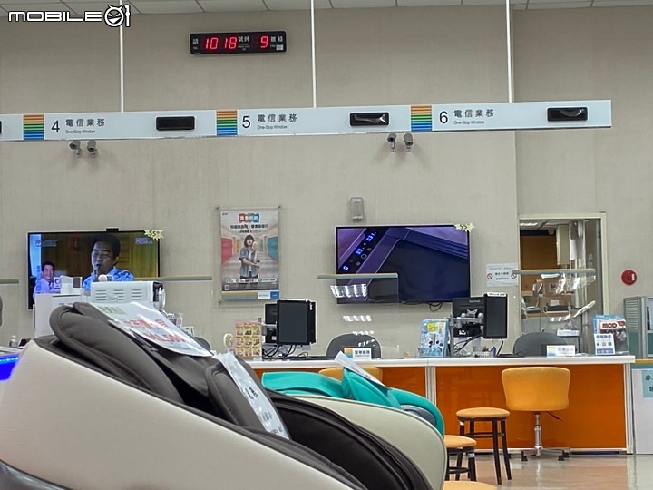 原來是中華電信啊 我還以為是家電特賣會呢