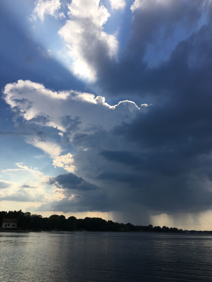 遊釣:不可不去的北美名湖-風情萬種的香普蘭湖釣行記