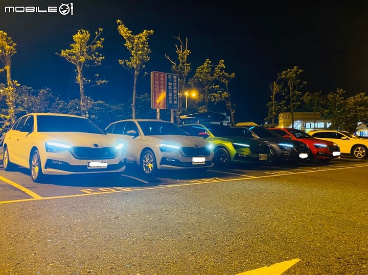 揮別舊愛,踏上綠階梯--Skoda Scala 1.0TSI 開箱!