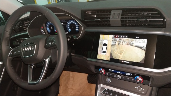 360環景顯影系統加持 Q3停車好安心