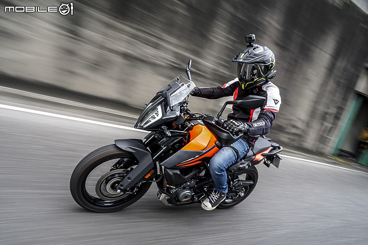 KTM 390 Adventure 試駕 配備溢滿的輕量越野家