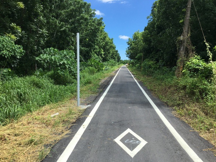 屏 東 萬 金 糖 鐵 自 行 車 道