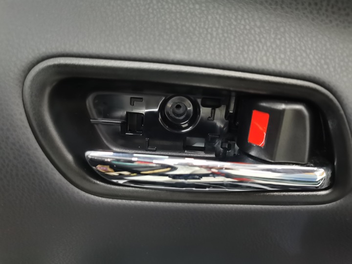 ［改裝文-Part2］Prius 4.5 升級Audison AP6.5 中低音喇叭+DIY拆門飾板圖解及(安卓改機)