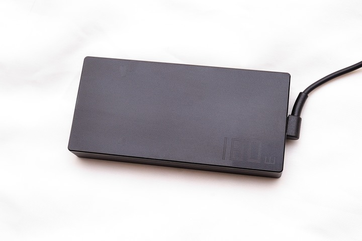 螢幕加大更全能，ASUS TUF Gaming A17 FA706IU 電競筆電開箱測試