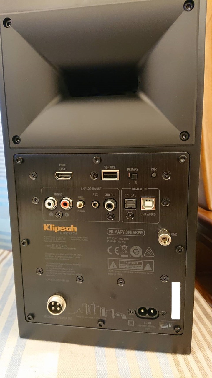 入手【Klipsch】The Fives 多功能主動式喇叭