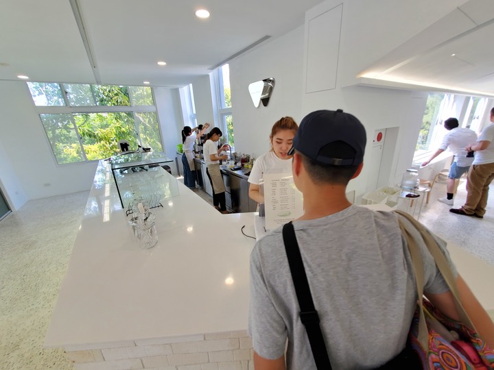 【小惡魔振興劵】「春室Glass Studio+The POOL」玻璃文藝空間/吹吹玻璃/品嚐漂浮氣泡飲